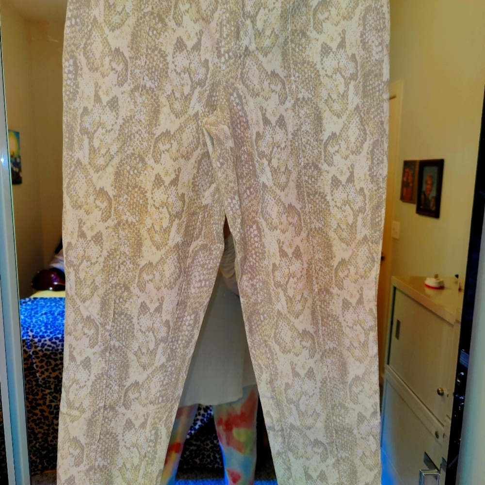 Isaac mizrahi super cute pant